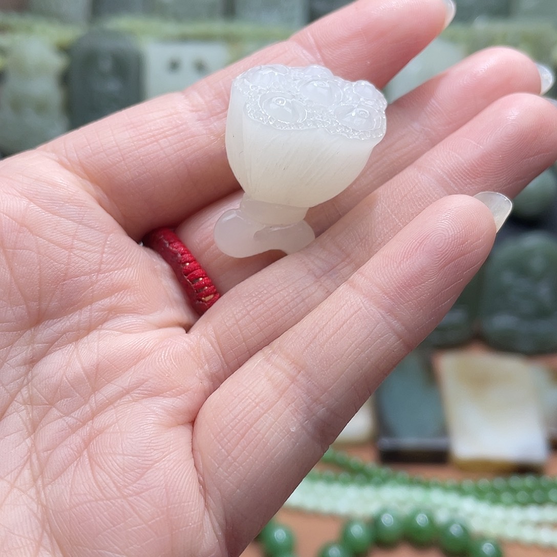 和田玉未镶嵌吊坠(不含链)