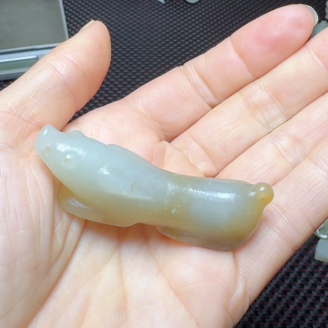 和田玉挂件未镶嵌