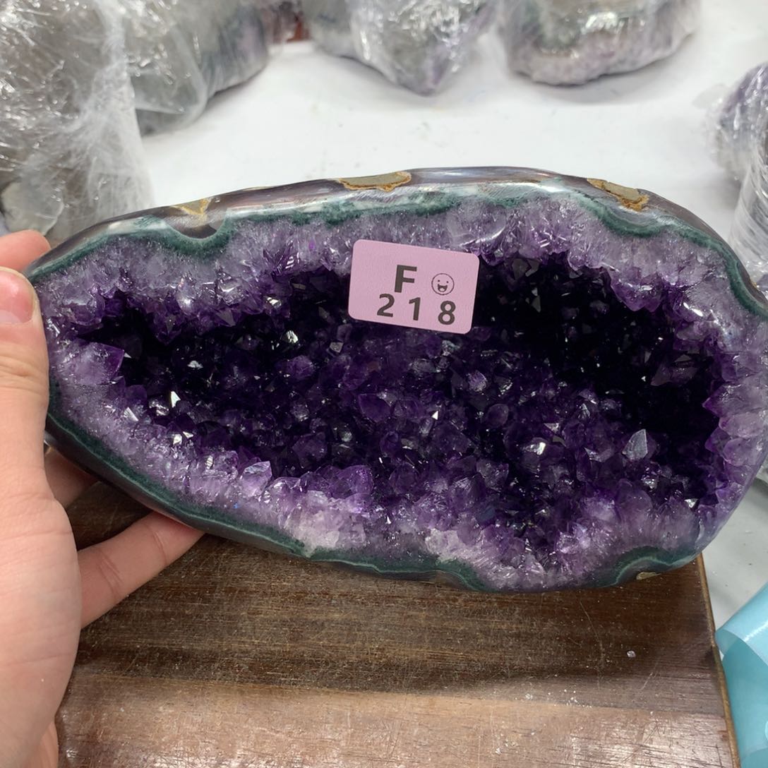 水晶大型摆件（非配饰）未镶嵌