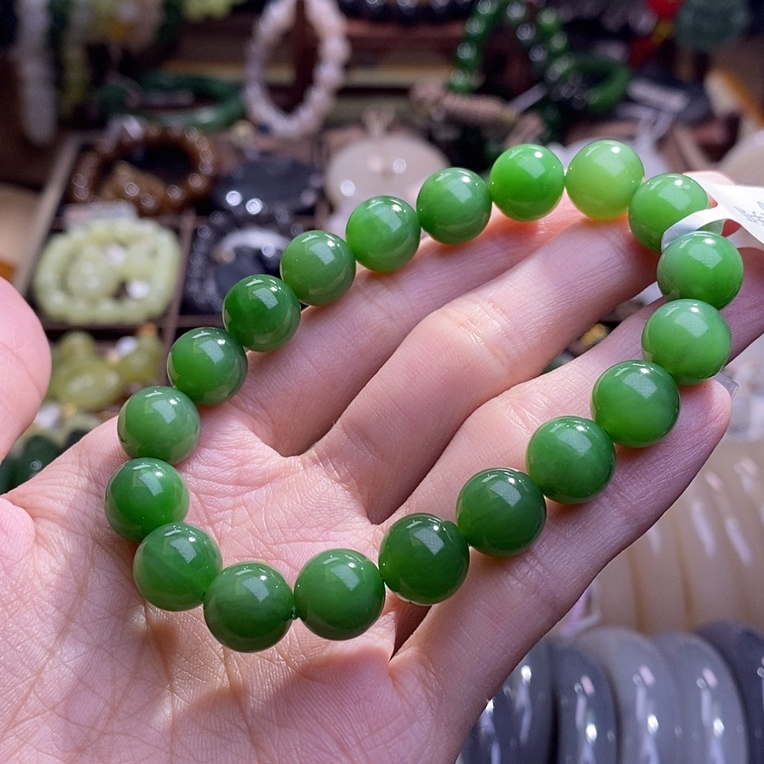 和田玉未镶嵌颈饰碧玉粉绿手串10MM