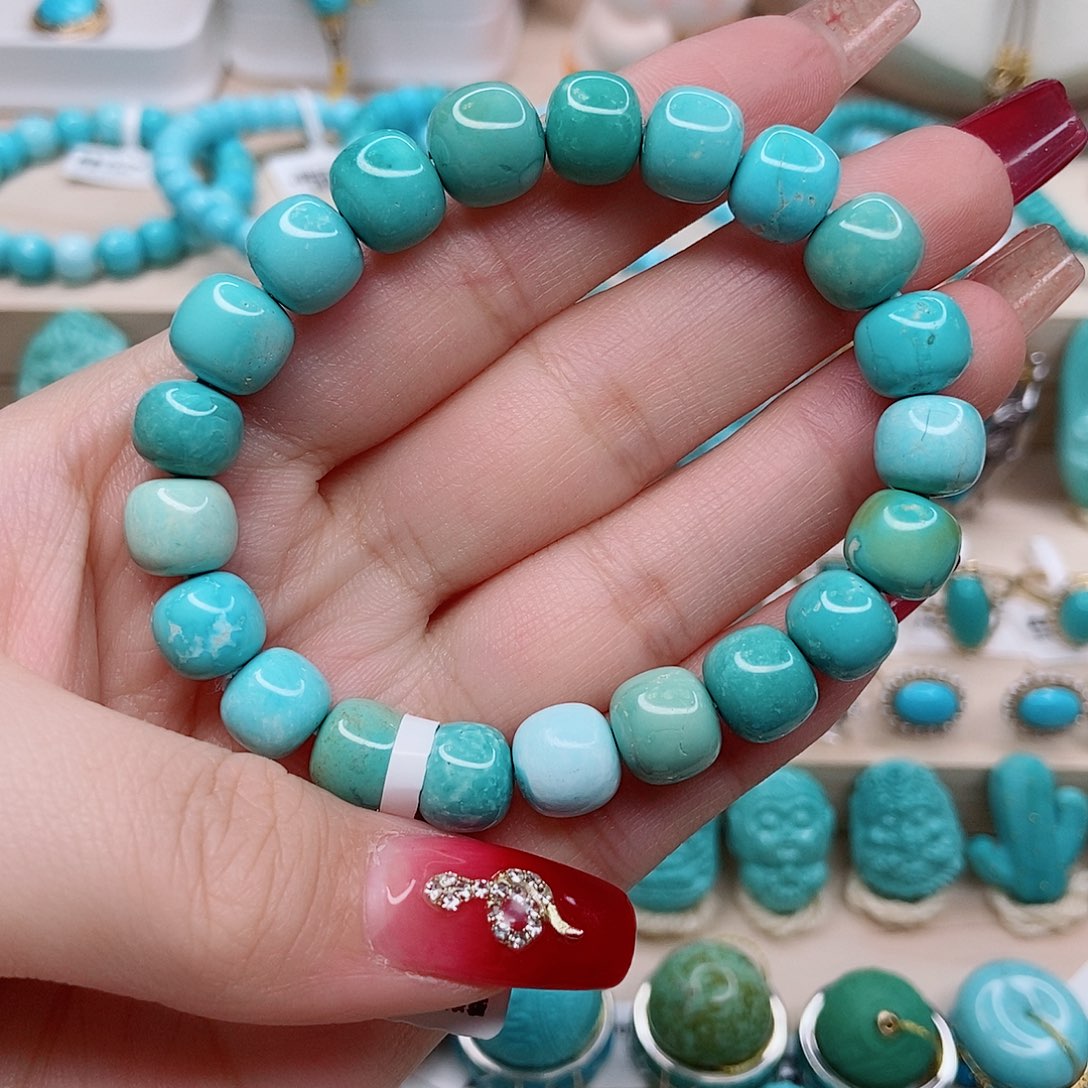 绿松石配饰未镶嵌