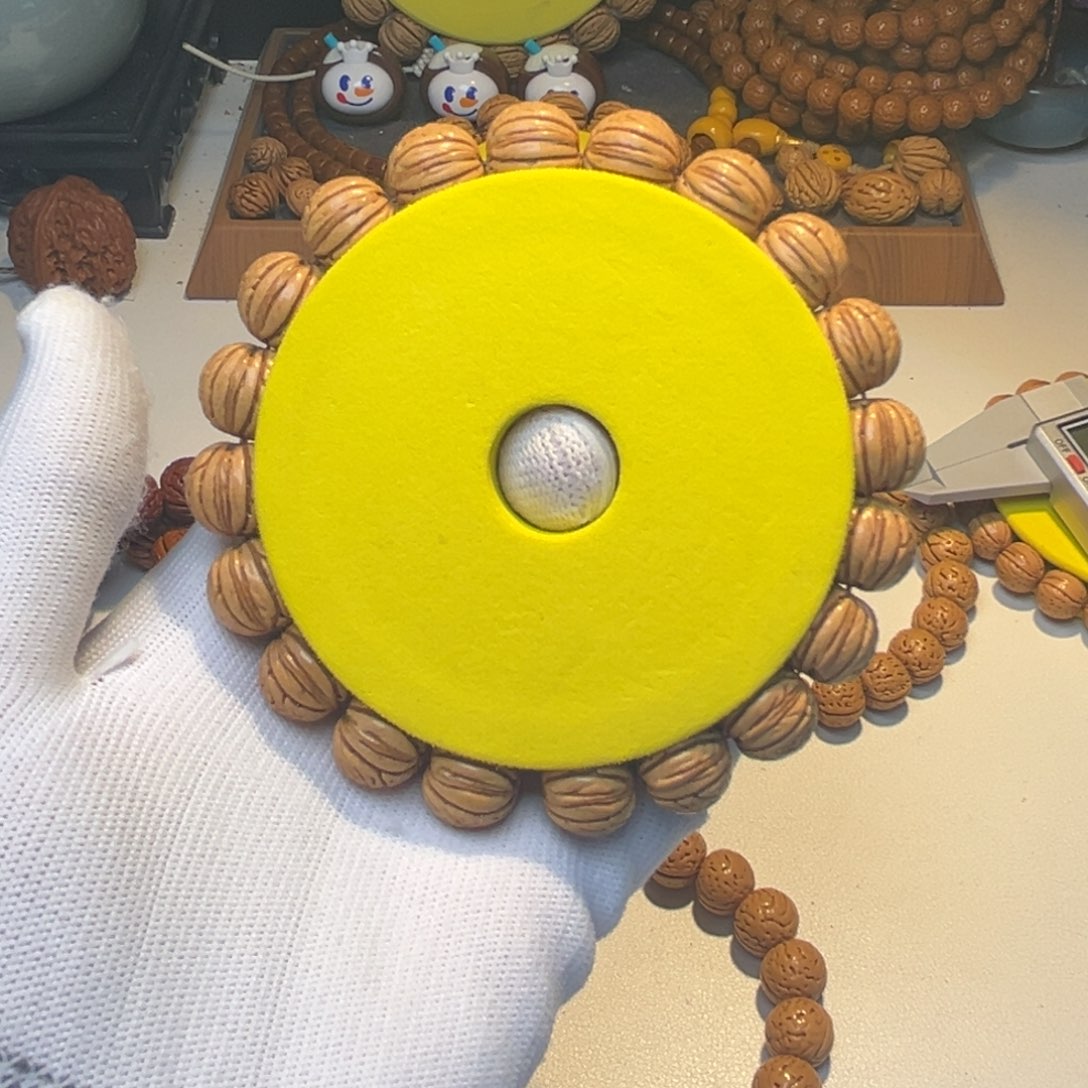 亿***顺手串桃核王者南瓜桃核手串