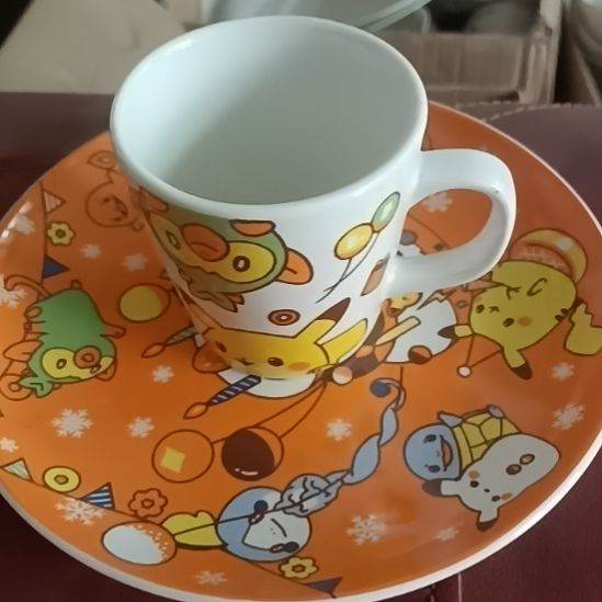 瓷片陶瓷盘子碗啥都有