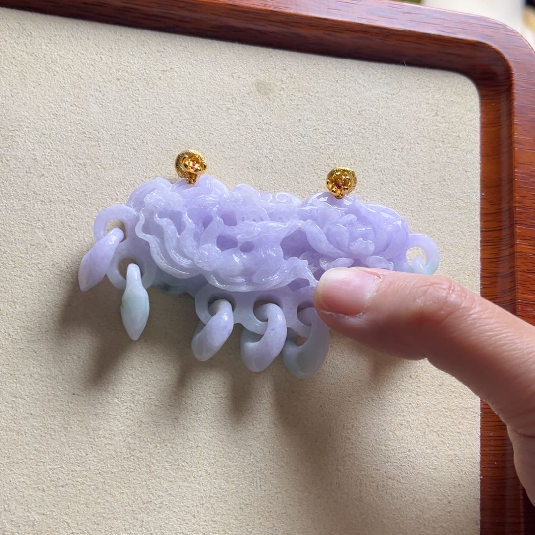 翡翠颈饰未镶嵌紫九尾