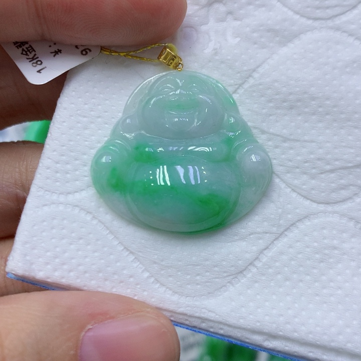 颈饰18K金镶嵌翡翠