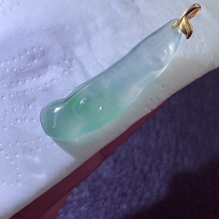 翡翠18K金镶嵌颈饰翡翠