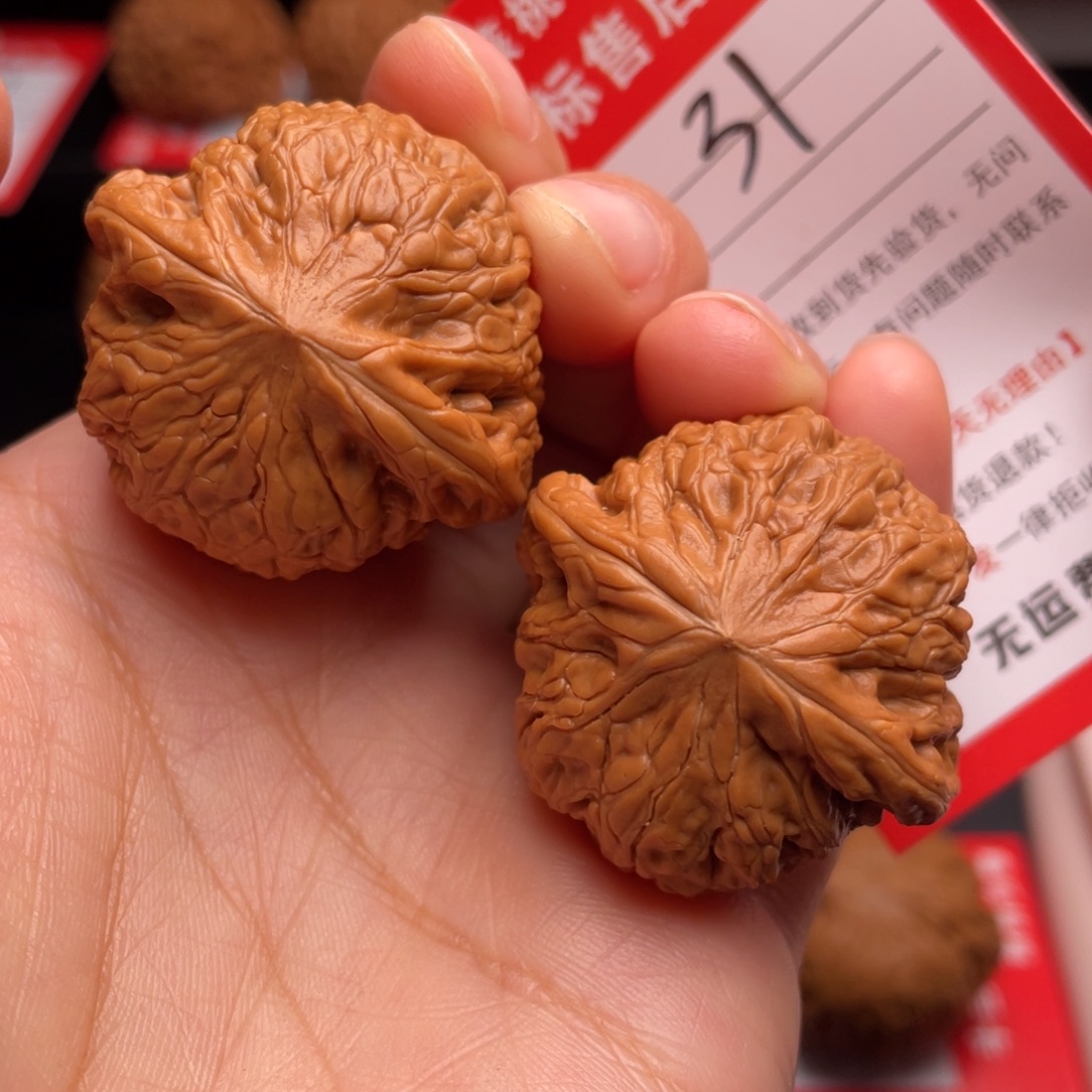 文玩核桃把件铁锤妹妹37尺