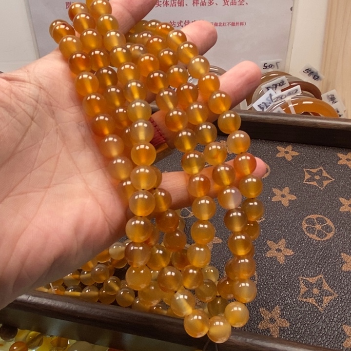 李***.玛瑙/玉髓未镶嵌戒指