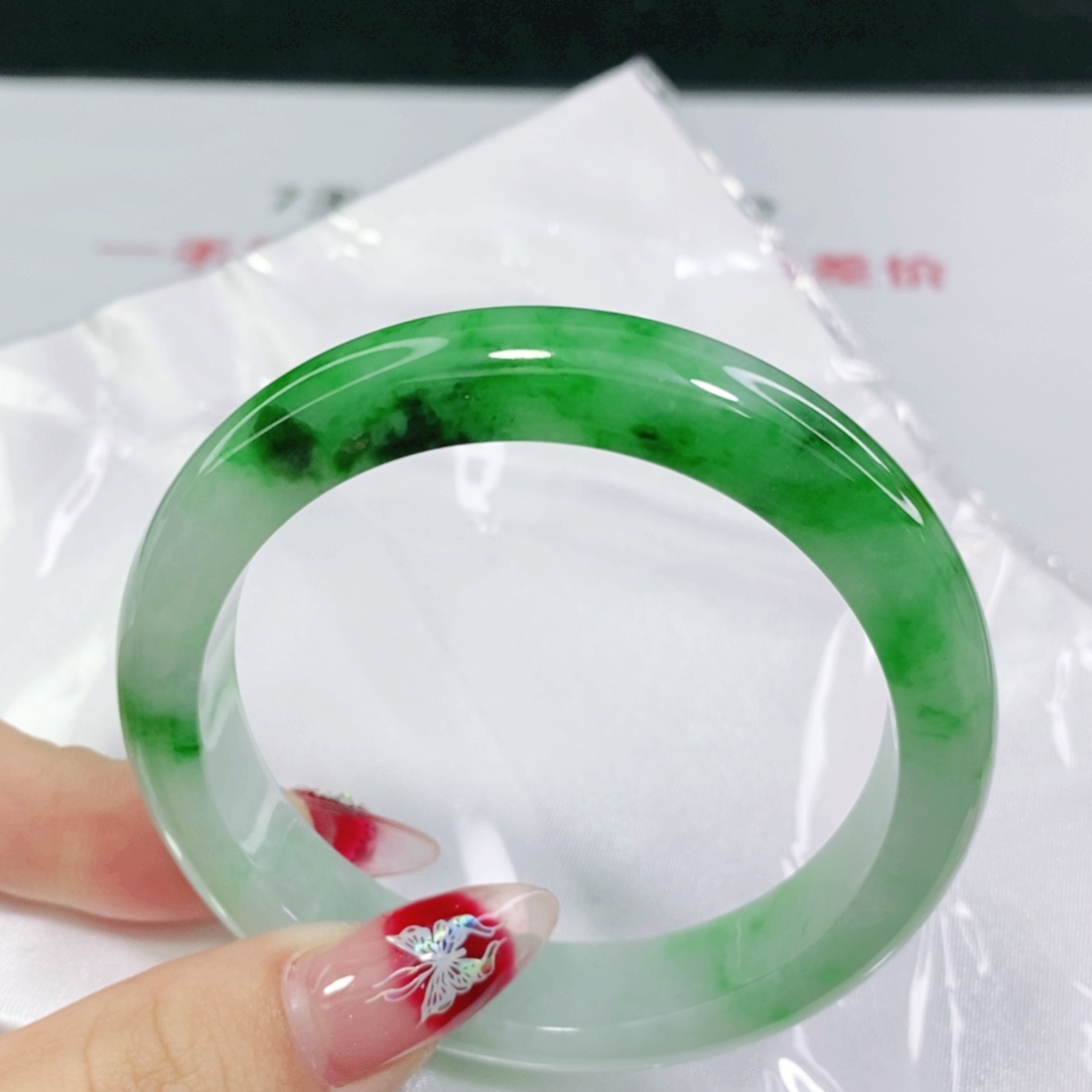 翡翠手镯未镶嵌J*L54 54 54