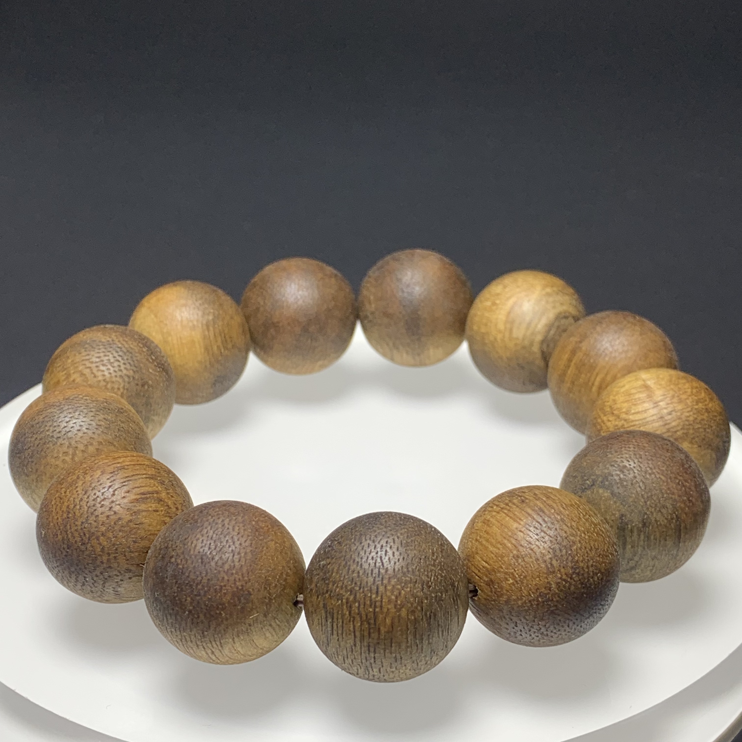 F1772珠宝玉石精选沉香手串