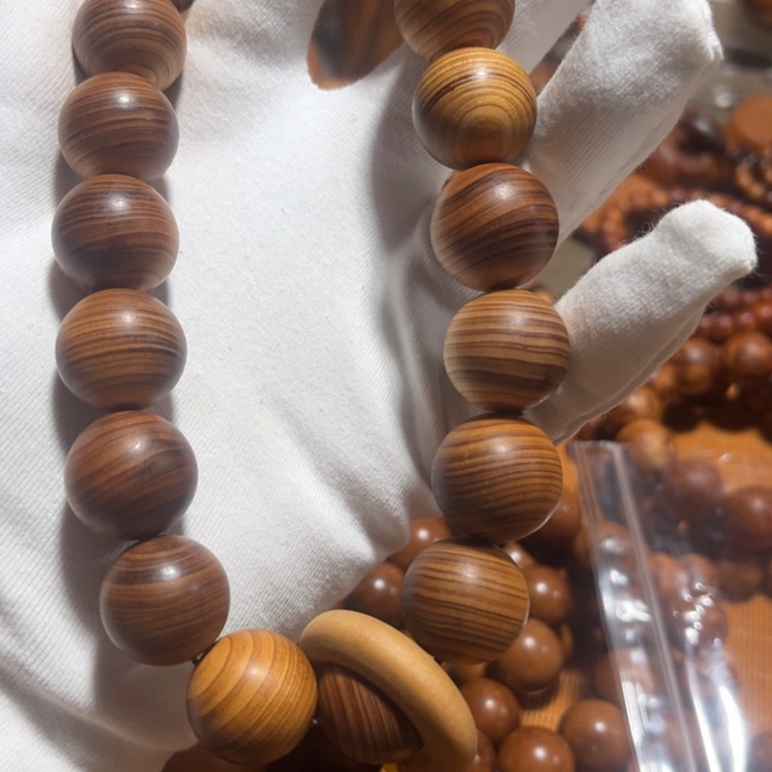 丰***风柏木（崖柏）手持，2.0