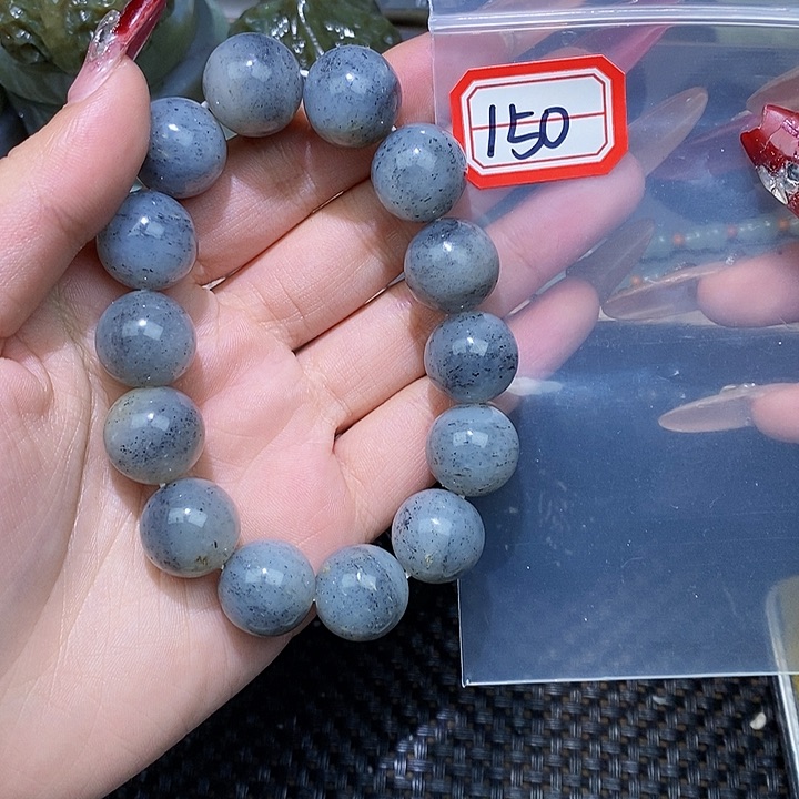 和田玉和田玉边角料随机发未镶嵌