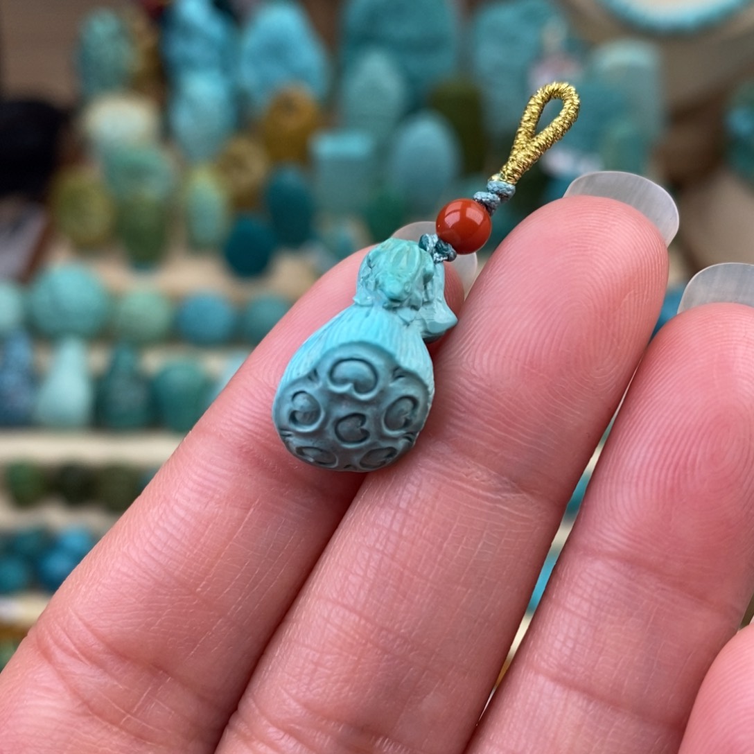 未镶嵌绿松石珠宝奇石