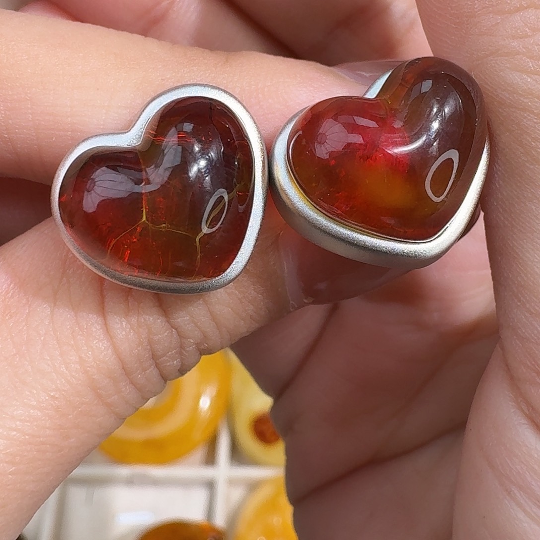 一***浪琥珀未镶嵌裸石我