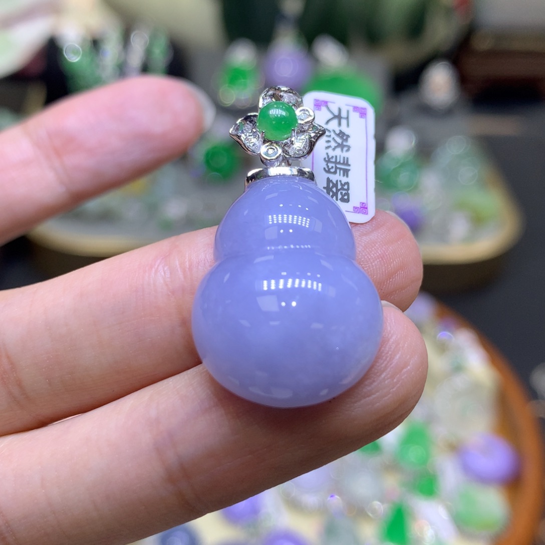 翡翠18K金镶嵌颈饰翡翠吊坠项链