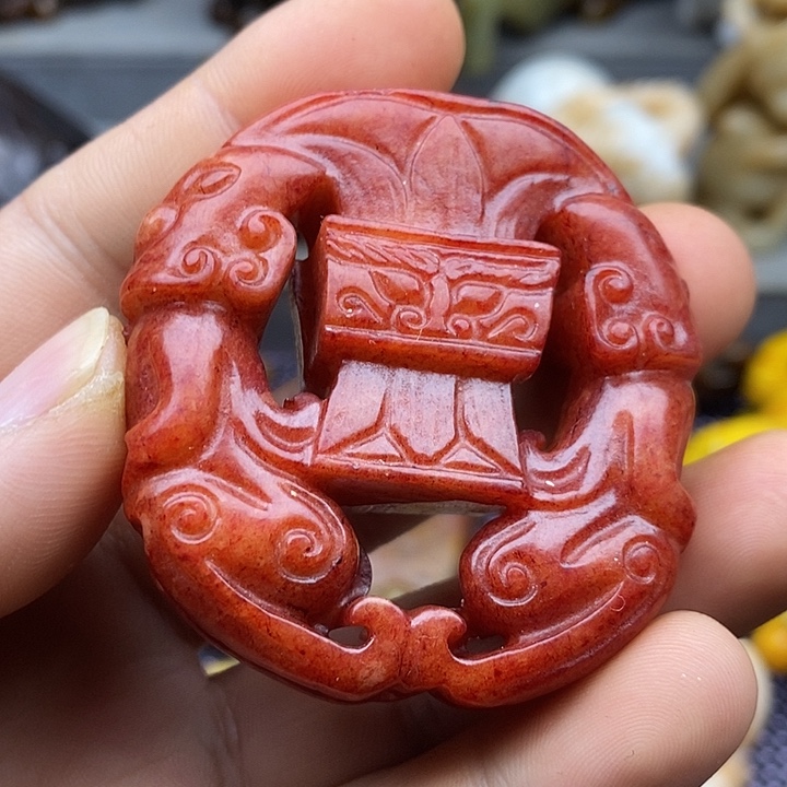 未镶嵌蛇纹石玉颈饰