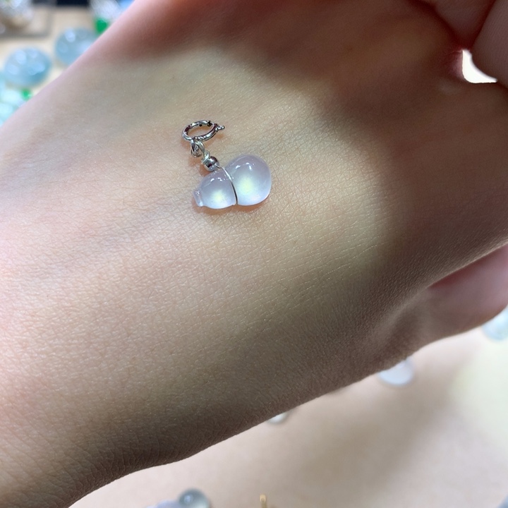 我***药翡翠银S925镶嵌颈饰葫芦