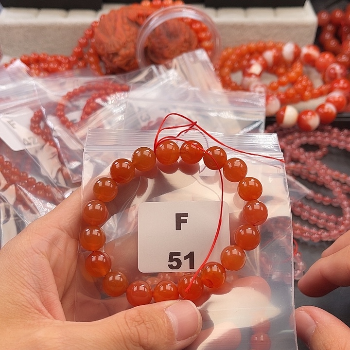 南红玛瑙未镶嵌多样性发货默认微瑕称重10mm