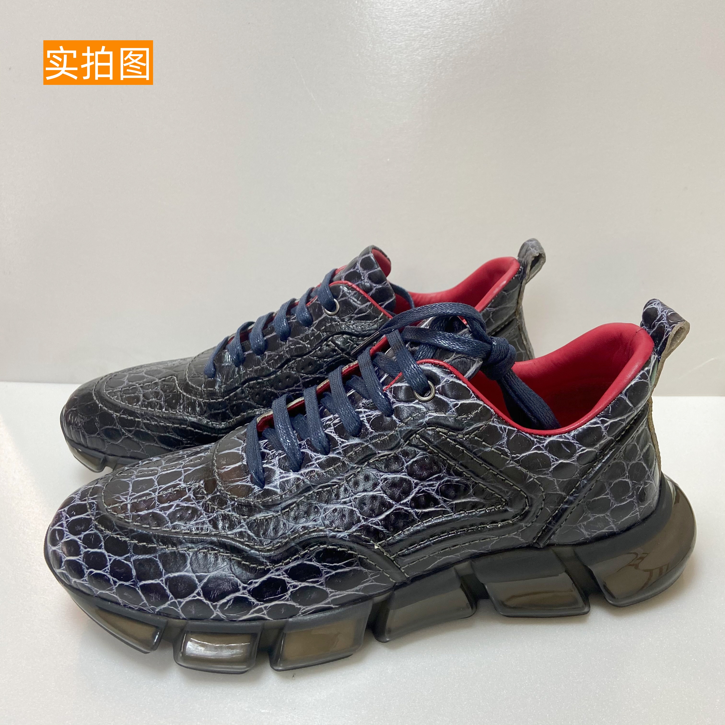 181-2  男士运动款皮鞋时尚舒适透气