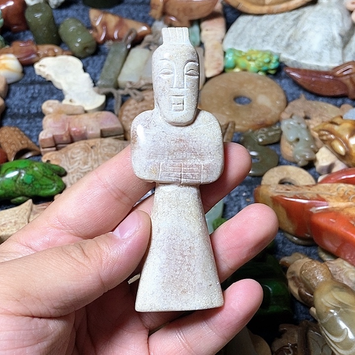 和田玉未镶嵌颈饰12