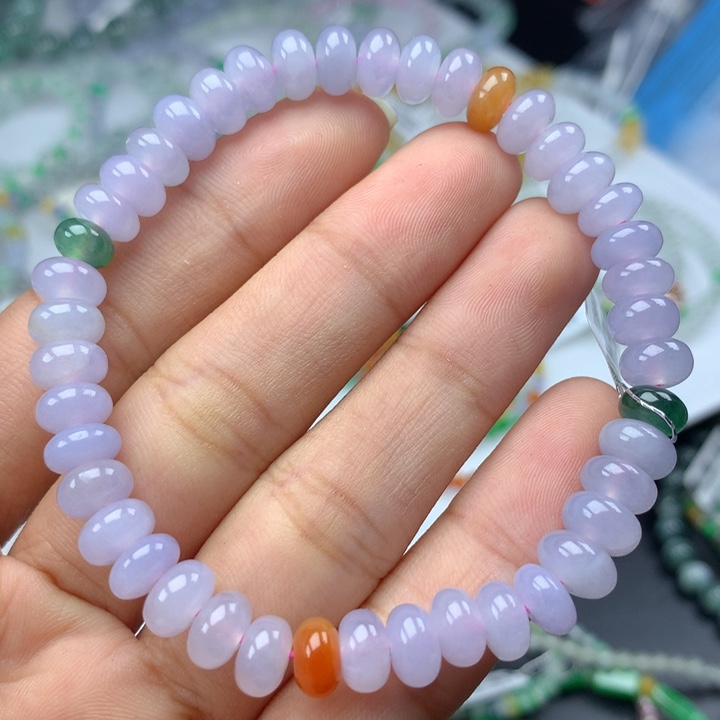 翡翠手镯未镶嵌卡