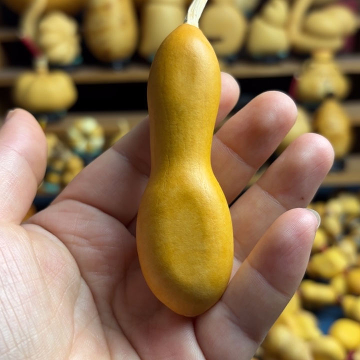 咿***哟木天然葫芦扁手把件