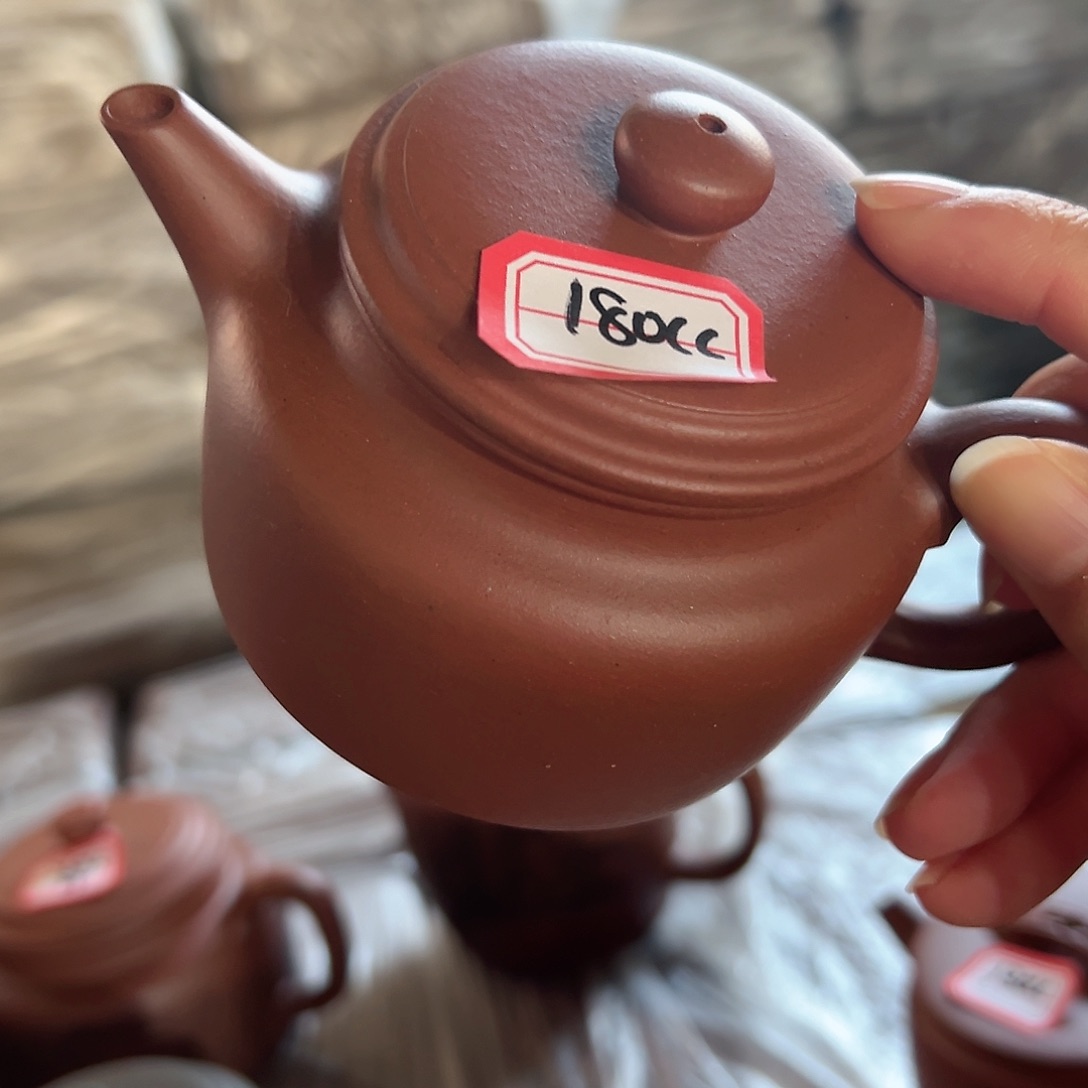 紫砂茶壶黄龙山原矿红皮龙180