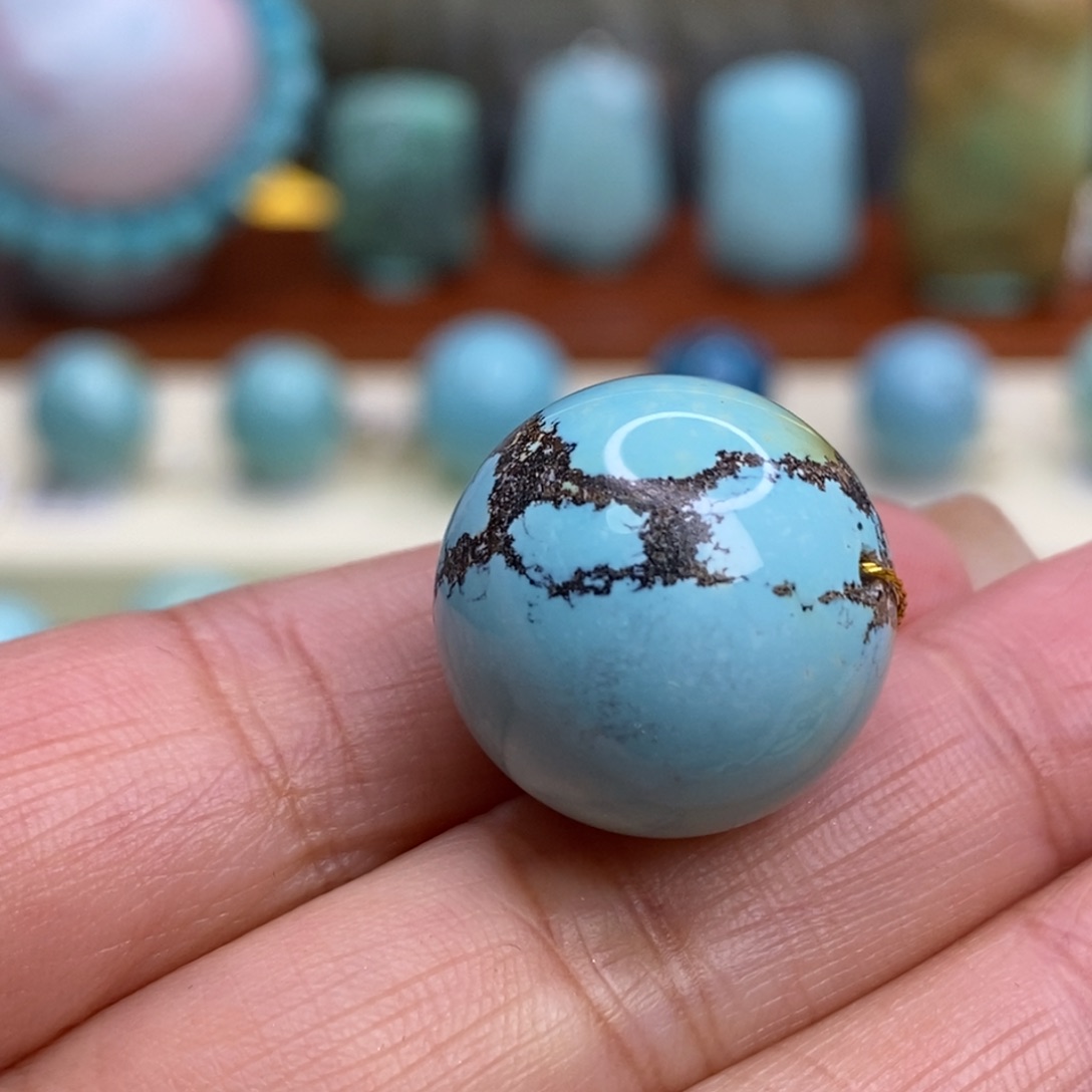 绿松石未镶嵌珠宝奇石18:3