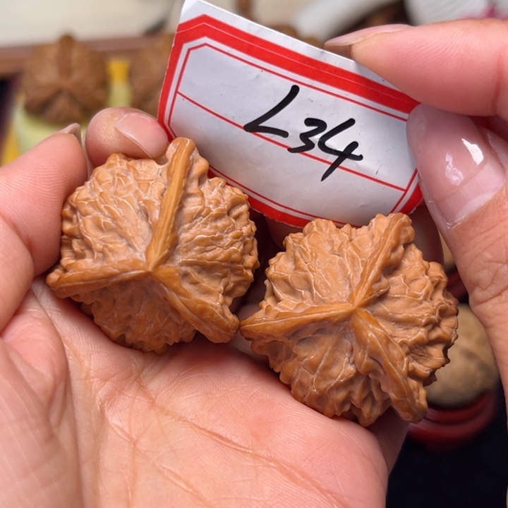 文玩核桃吊坠37尺盘山奔34