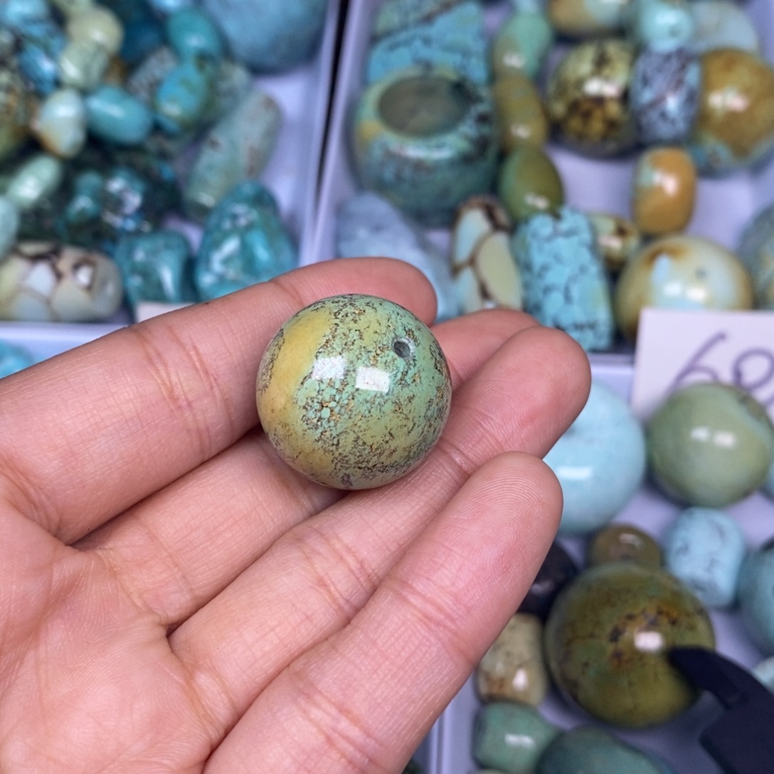 4***9绿松石未镶嵌挂件