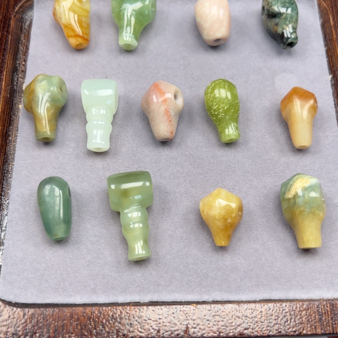 未镶嵌蛇纹石玉颈饰不退不换