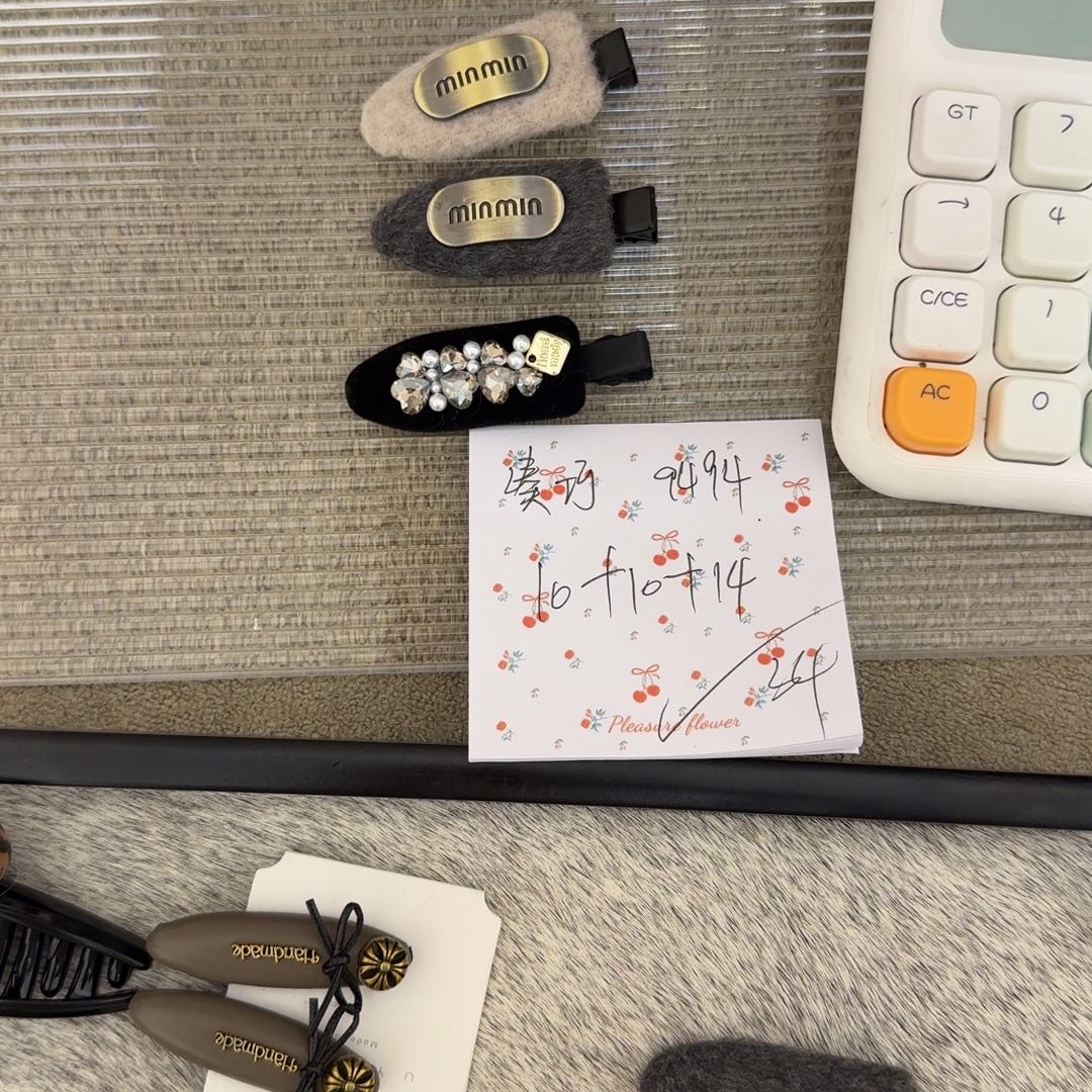 皮质铁合金发夹发夹