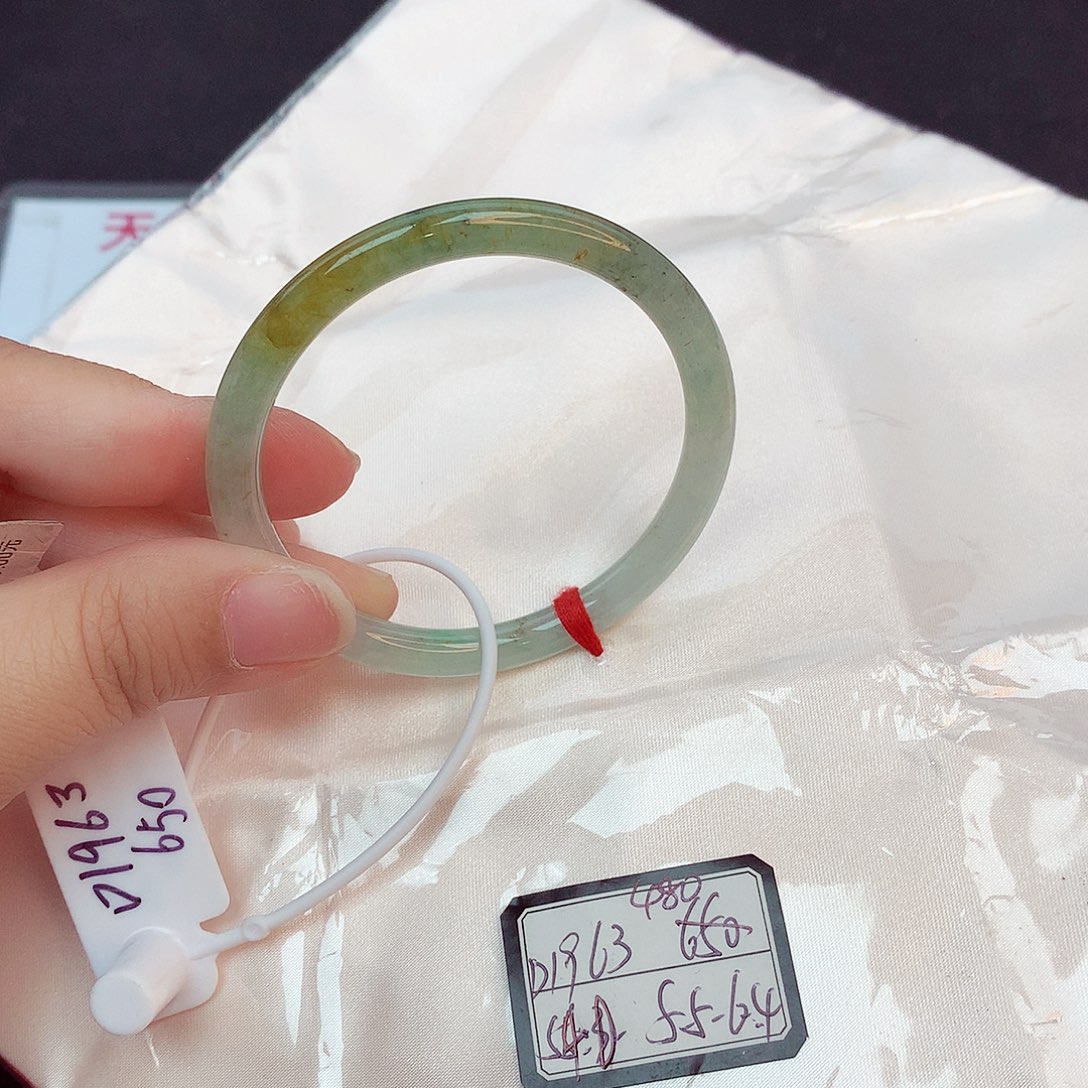 翡翠手镯未镶嵌天然缅甸翡翠A货