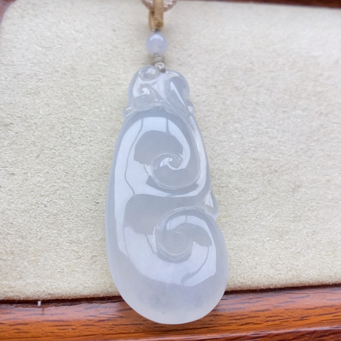 翡翠未镶嵌颈饰吊坠32