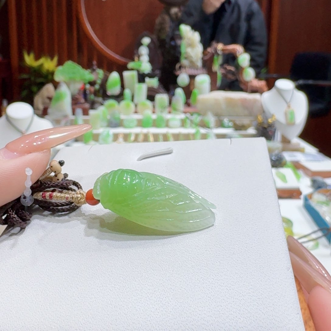 和田玉翠青金蝉未镶嵌