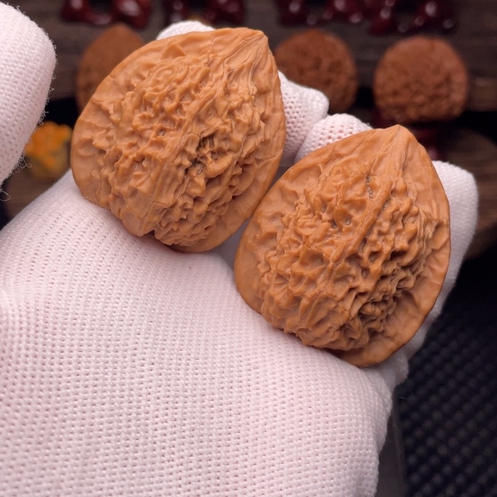 把件文玩核桃秦岭野生山魄系列鸾影36全