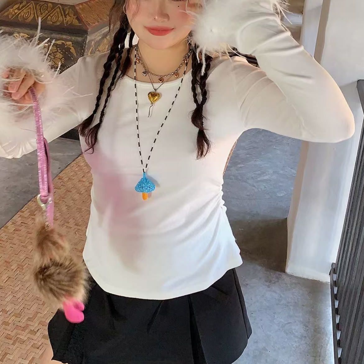 （三万）辣妹修身毛毛拼接袖女内搭设计感小众紧身长袖T恤可拆卸