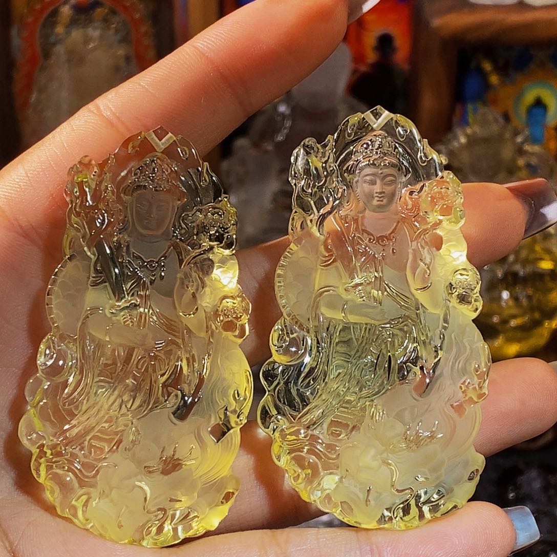 戎***秋水晶未镶嵌颈饰吊坠