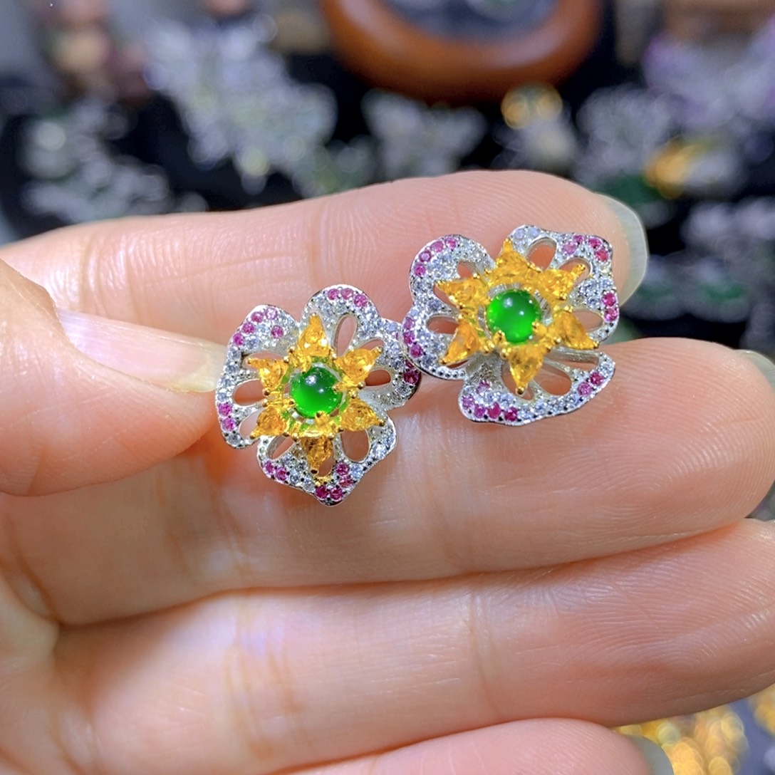 翡翠颈饰银S925镶嵌天然翡翠