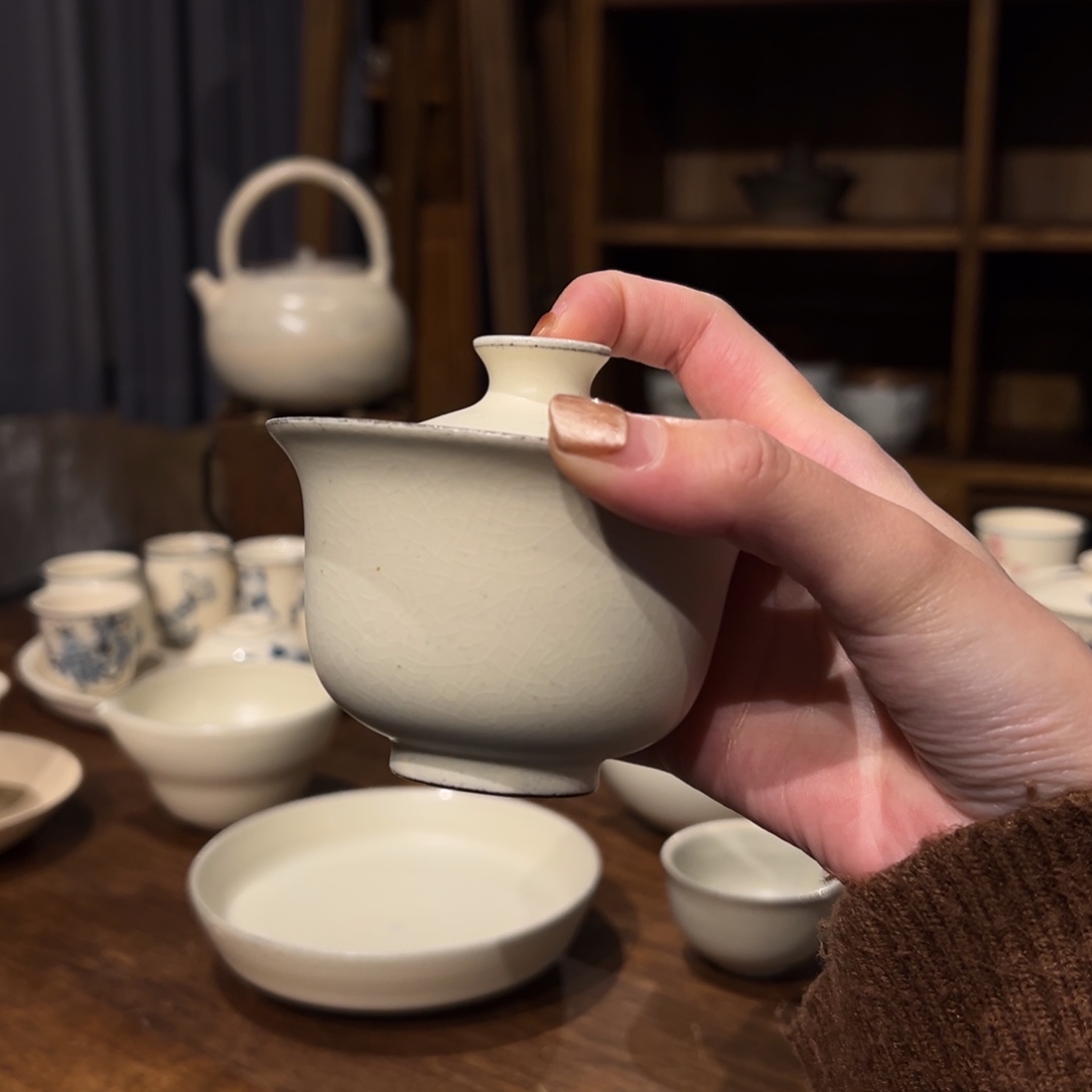 杯陶瓷。       陶瓷。         