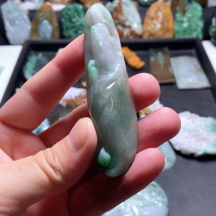 翡翠未镶嵌颈饰翡翠a货