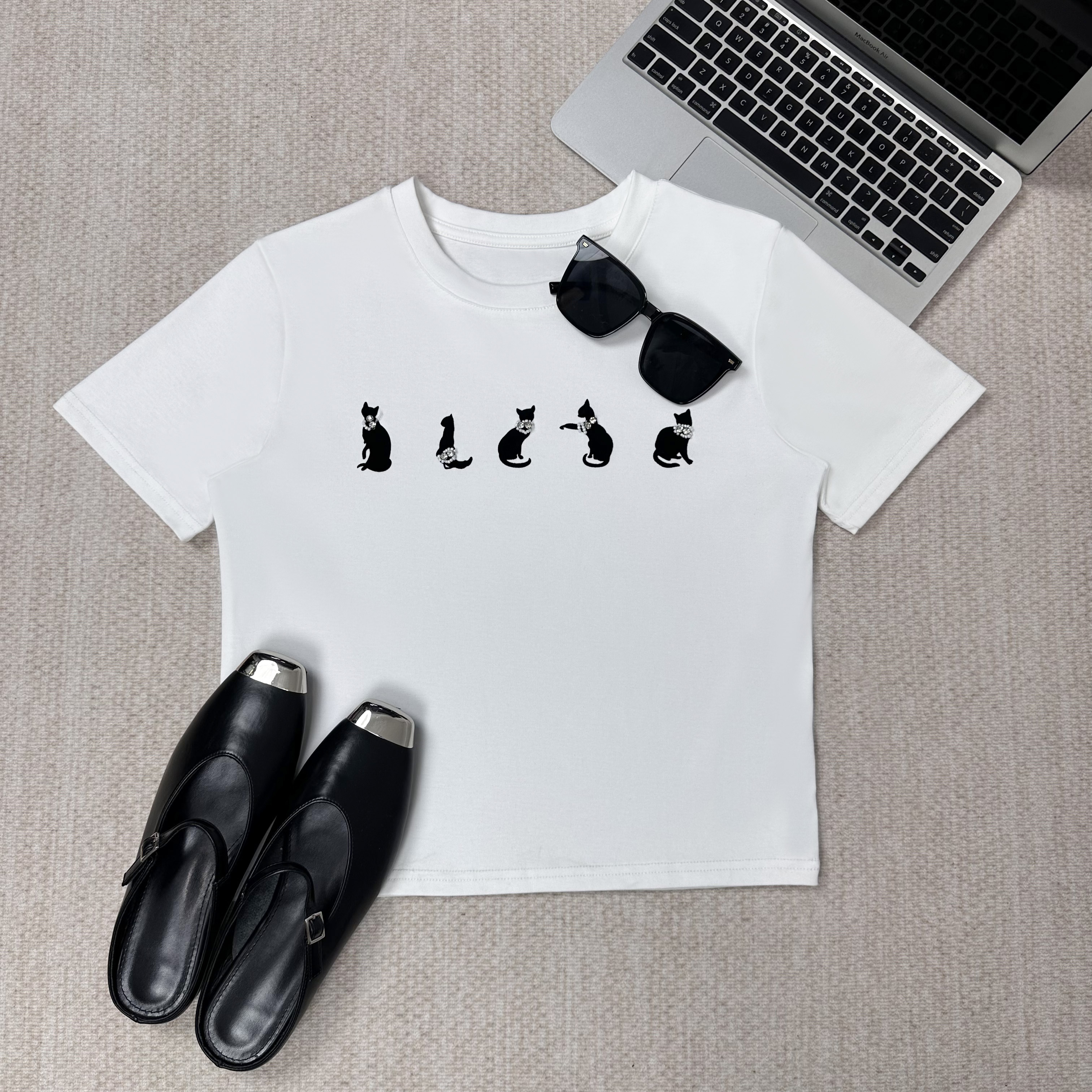 韩版设计感小猫钉珠印花圆领休闲短袖T恤-ZMADT5187