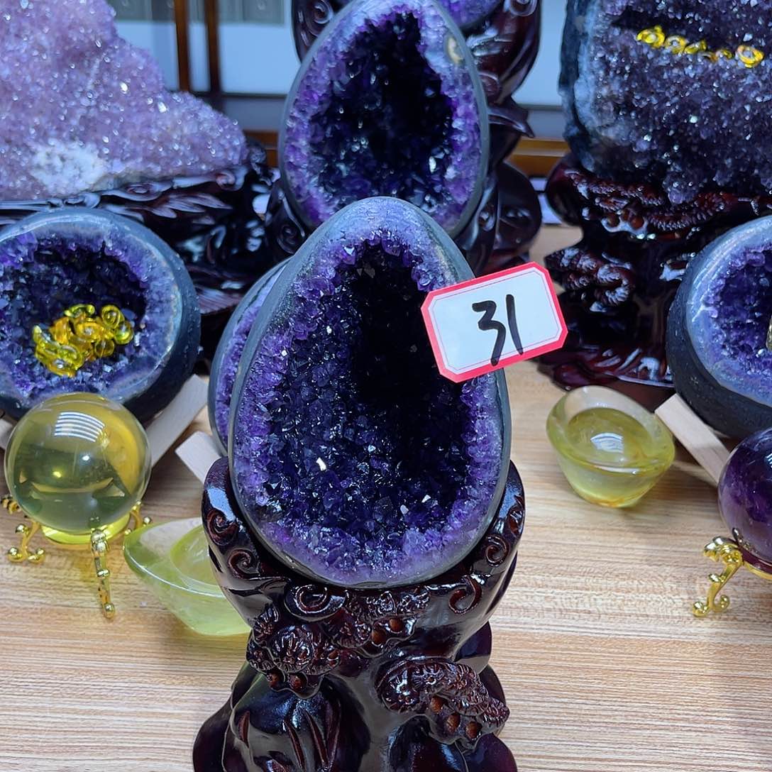 曉***君紫晶大型摆件（非配饰）未镶嵌