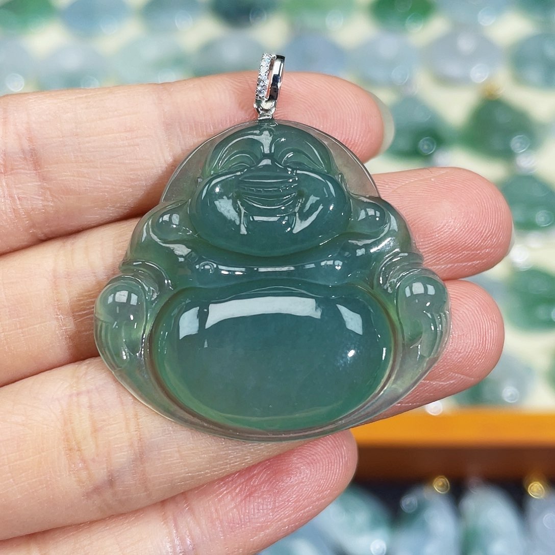 翡翠颈饰18K金镶嵌静*吊坠