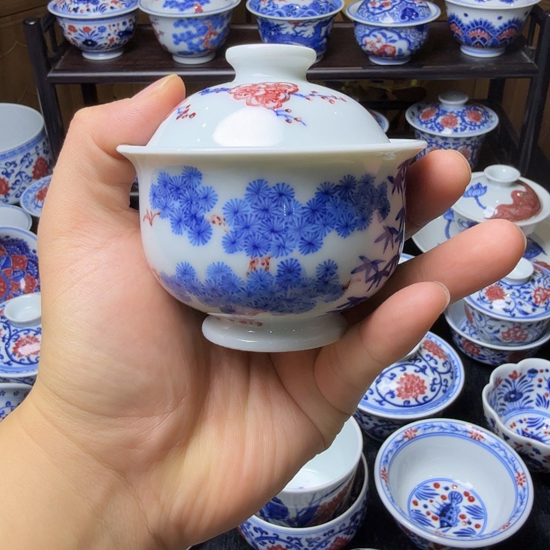青花釉里红松竹梅盖碗