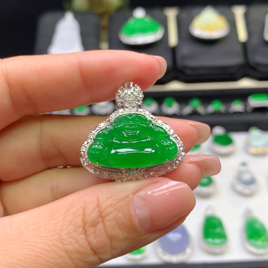 翡翠吊坠(不含链)18K金镶嵌