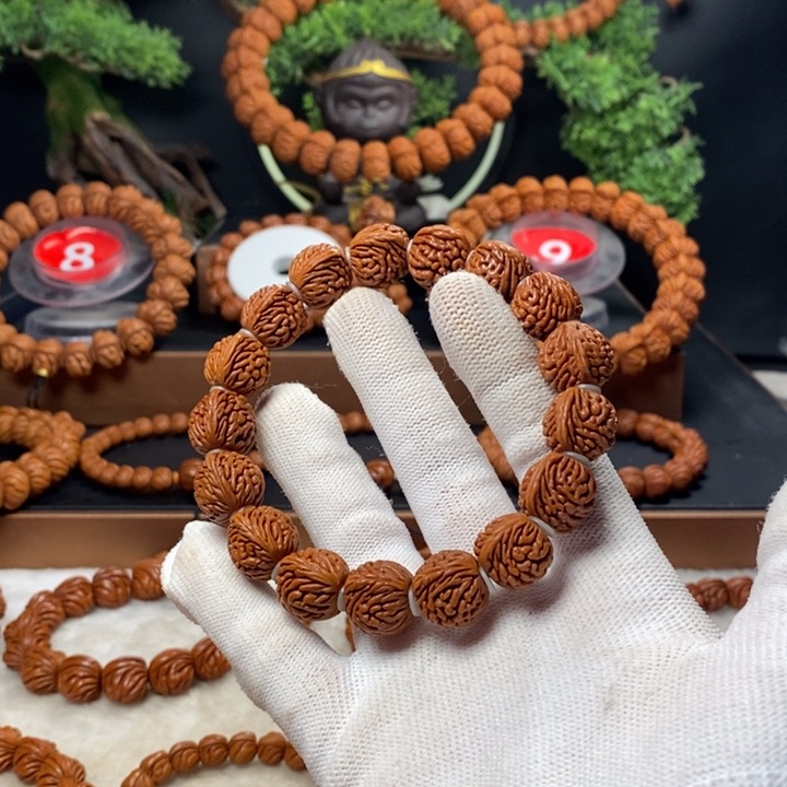 桃核吊坠秦岭龙纹