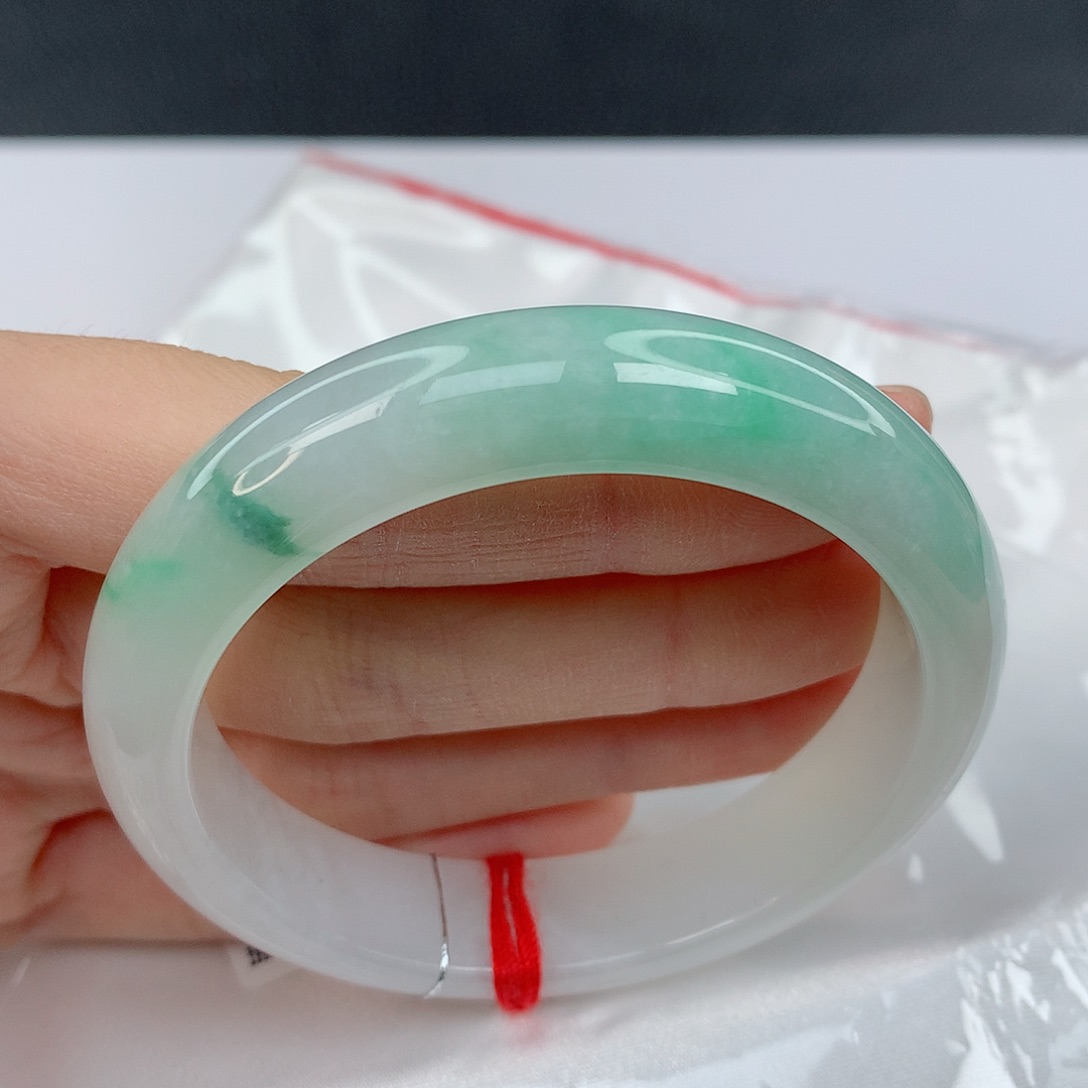 翡翠手镯未镶嵌52.8正圈