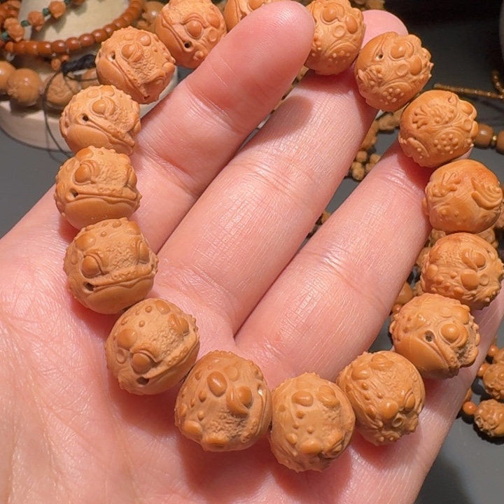 猴头核桃手串金蟾手串