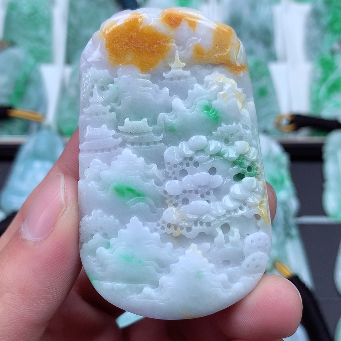 翡翠颈饰未镶嵌翡翠吊坠